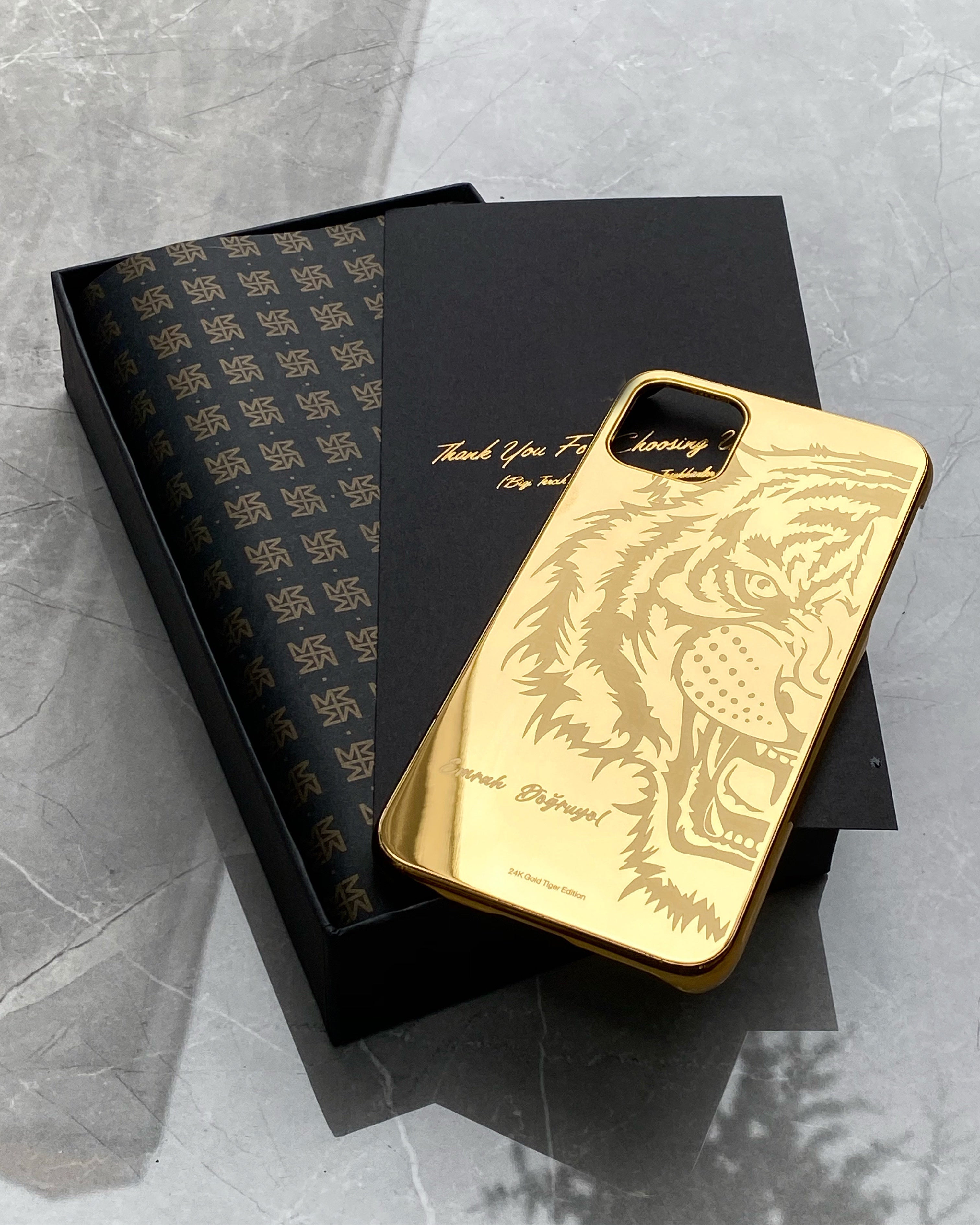 Tiger Design Gold Plated iPhone 17 Pro Max Case