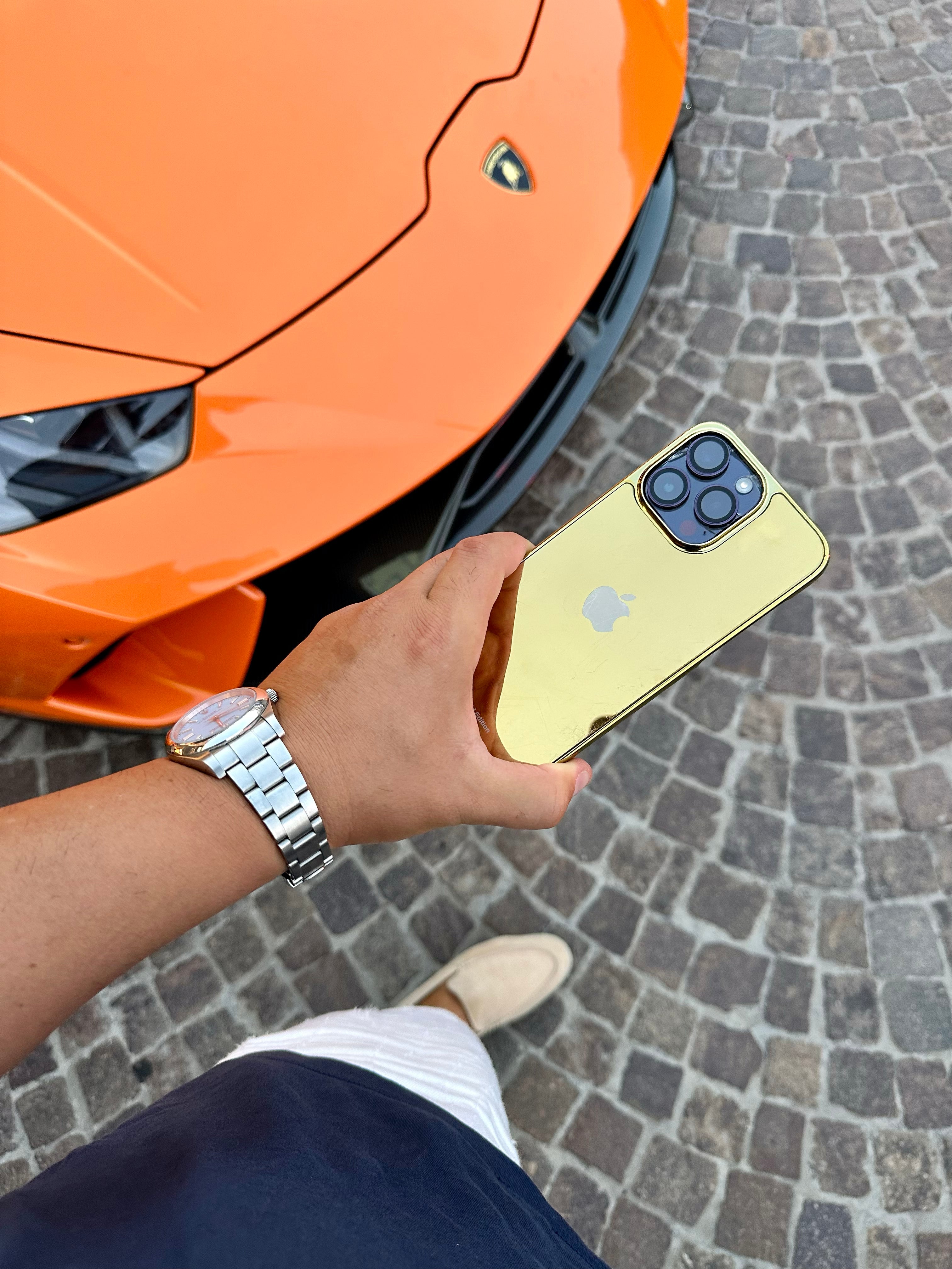 Apple Design Gold Plated iPhone 17 Pro Case