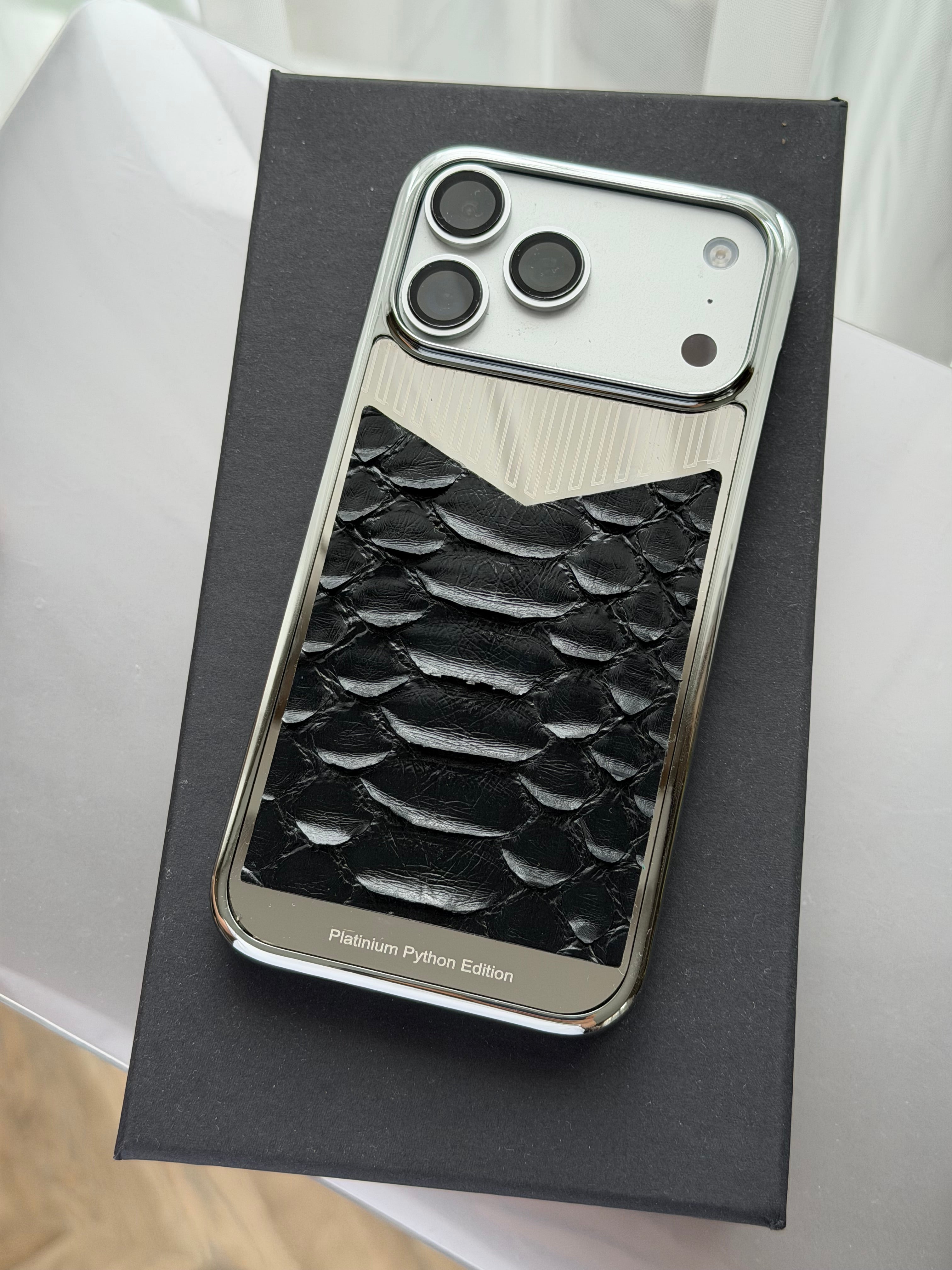 Silver Platinium Plated Black Python / Snake Leather iPhone 17 Pro Case
